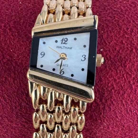 Vintage Waltham TrapezoidAsymmetrical Shaped Face with MOP Dial